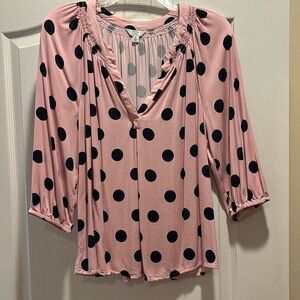 Great condition! Crown & Ivy.